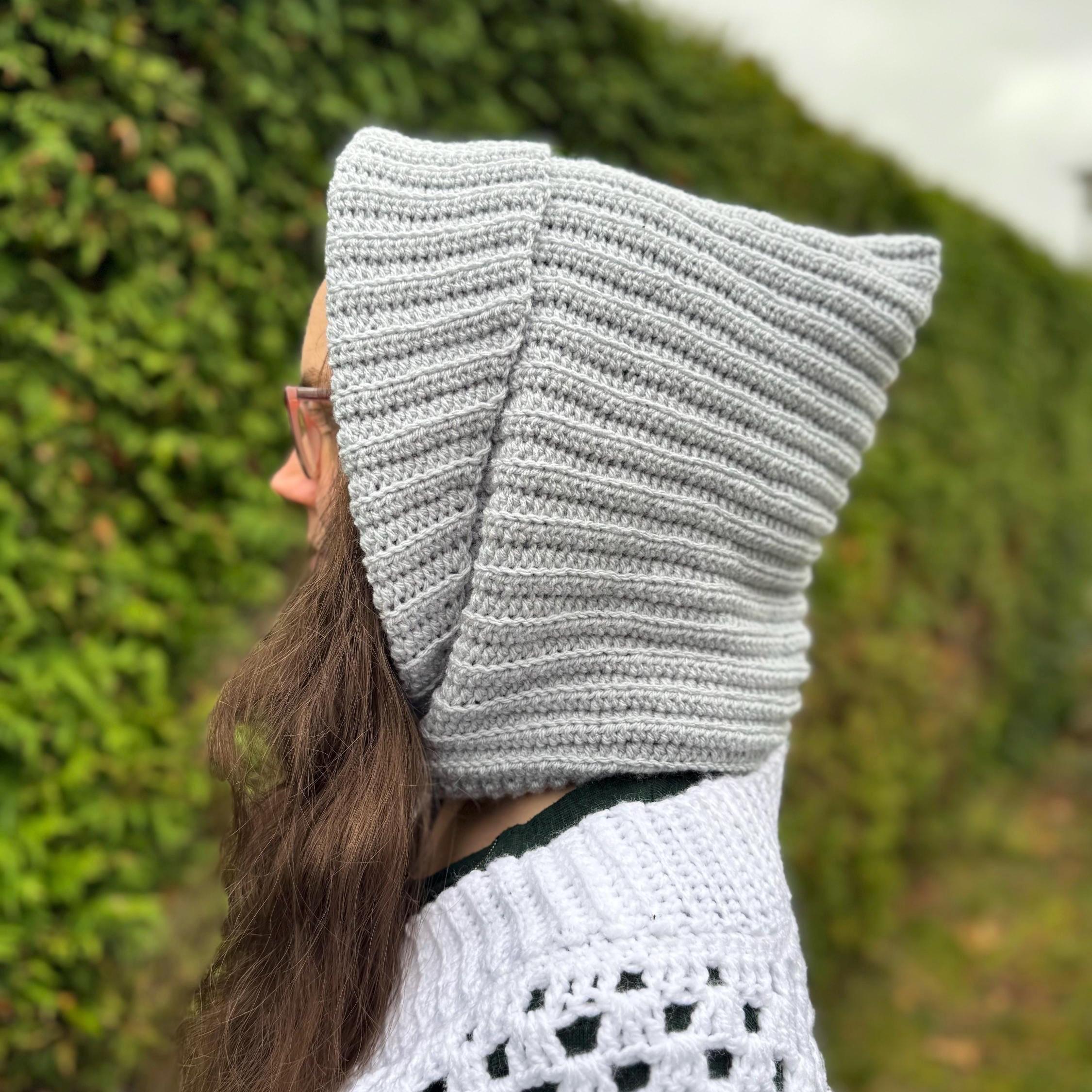 Handgehäkelte Kapuzenmütze mit Rollkragen – Bild 3